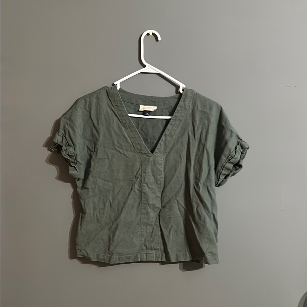 Universal Thread Green Flutter Sleeve Crop Blouse